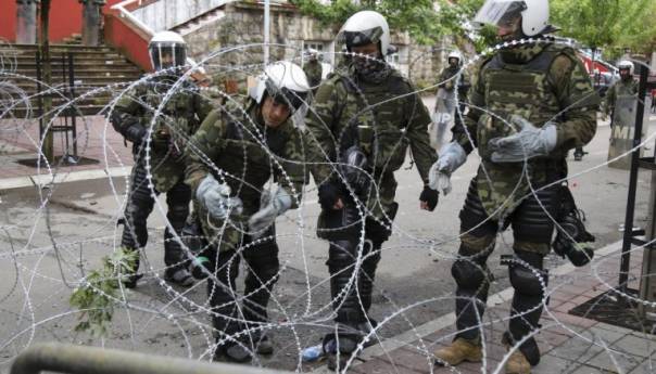 SAD i EU pozivaju na nove izbore na sjeveru Kosova