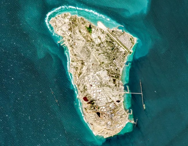 Zašto su SAD napale iransku "žilu kucavicu" - vojna postrojenja na Khargu?