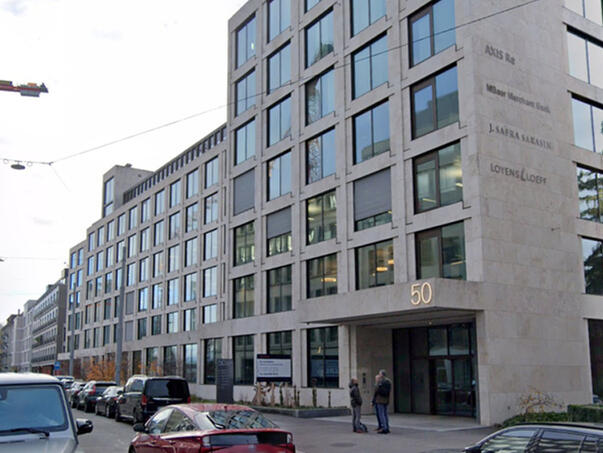 SAD prijeti švicarskoj banci blokadom zbog navodnih veza s Iranom i Rusijom