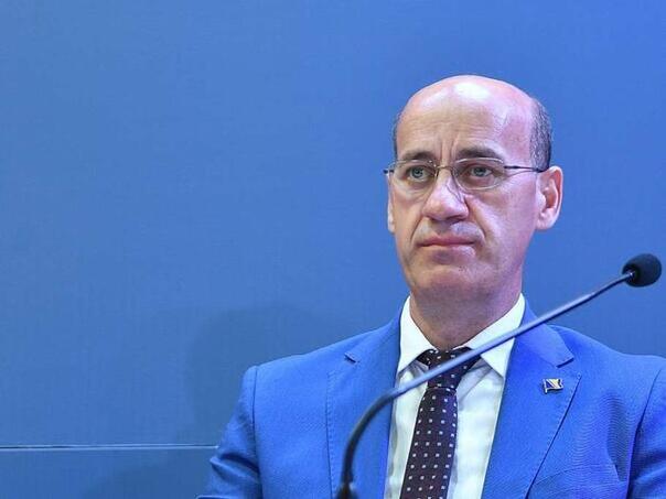 Salkić o Dodiku: Trebat će godine da društvo ozdravi nakon njega