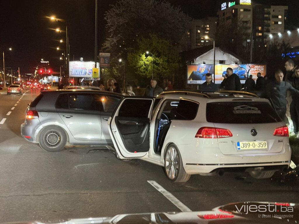 Saobraćajna nesreća na Otoci, sudar dva vozila