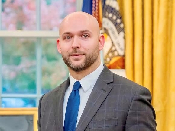 Sarajevo se bori protiv Sarajeva, dok se Dodik bori protiv države