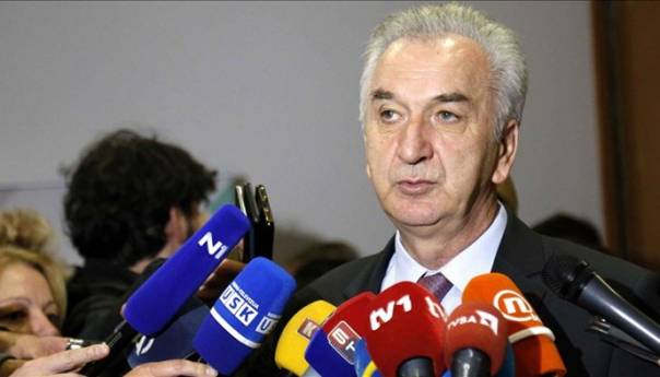Šarović: Stvoriti ambijent za raspravu o statusu stranih sudija
