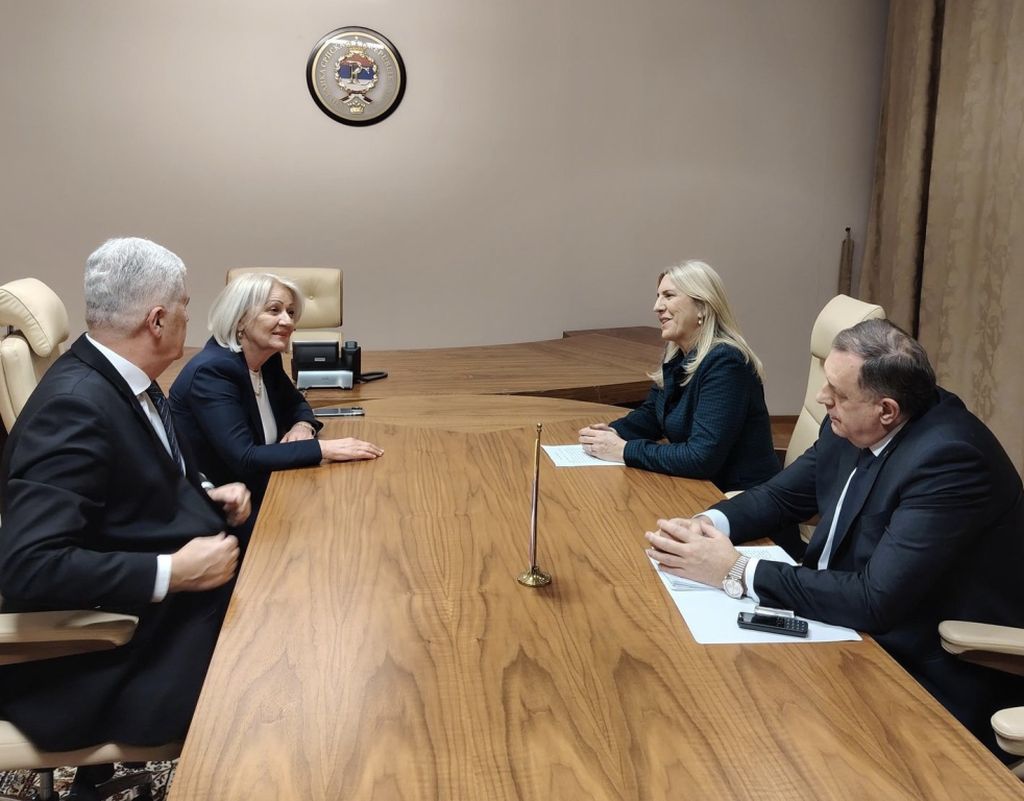 Sastali se Dodik i Čović: Krnjić tema razgovora