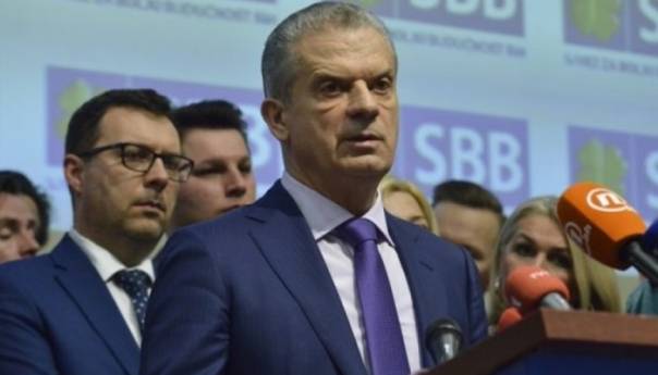 SBB: Niko nema mandat oduzimati građanima demokratsko pravo glasa
