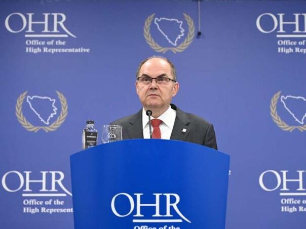 Schmidt: Pitanje državne imovine prepustio bih domaćim političarima