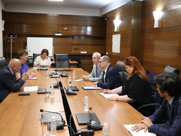 Schmidt posjetio CIK usred pregovora o izboru novog visokog predstavnika