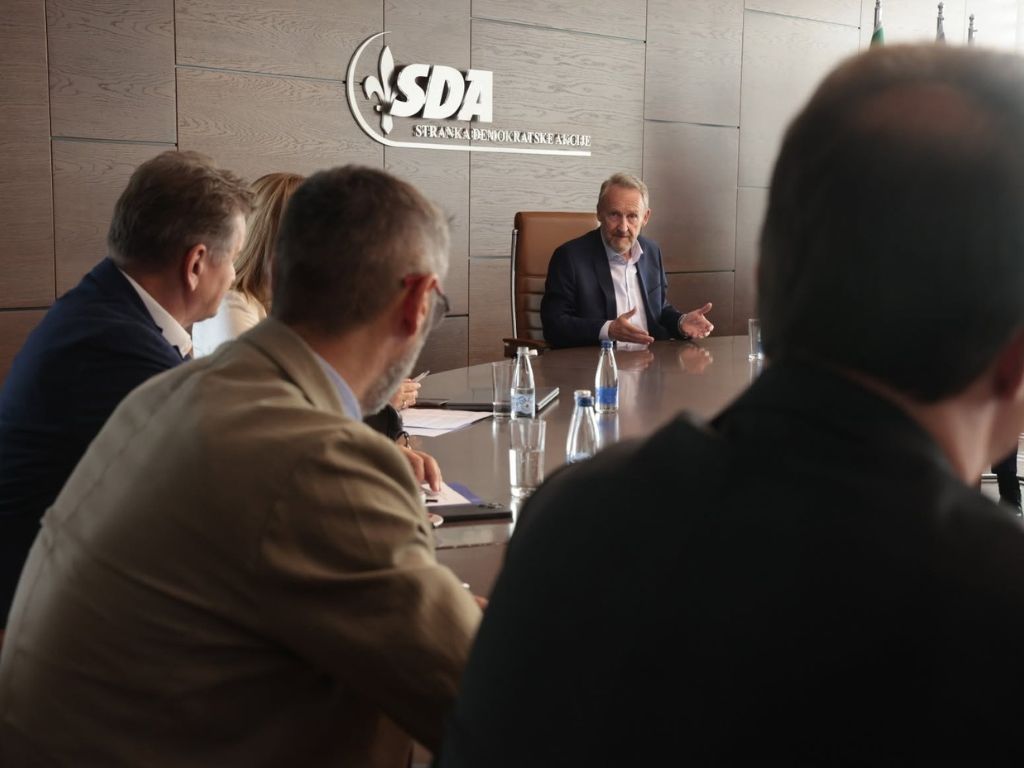 SDA formirala pregovarački tim za vlast na državnom i federalnom nivou