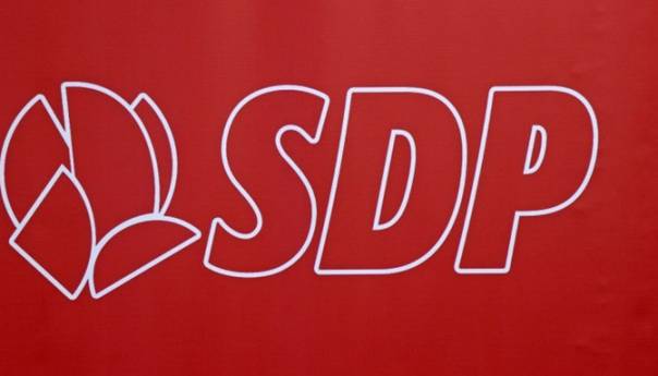 SDP: Žalosno je da Vijeće ministara nije donijelo odluku o Danu žalosti