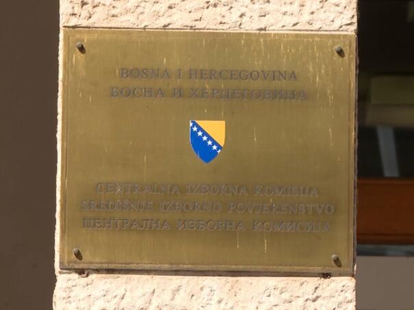 SDS traži ponavljanje izbora: "Sve oči uprte u CIK"