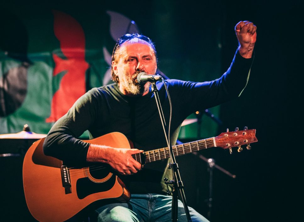 Sejo Sekson u Zadru ismijao Thompsonovu pjesmu