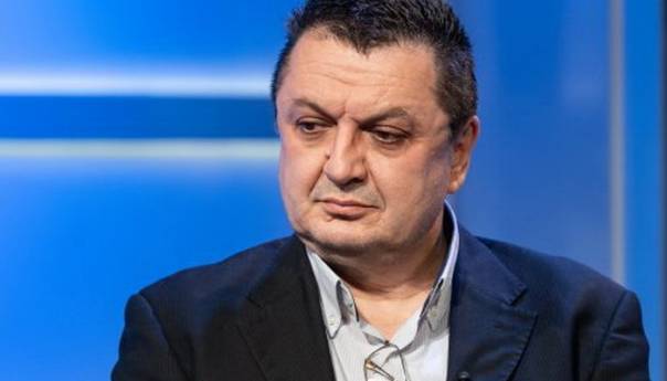 Šekler: Omikron soj blaži od delte, zaraza kao prehlada