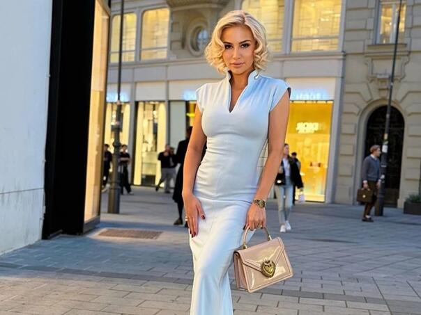 Selma Bajrami prošetala Bečom u elegantnom izdanju