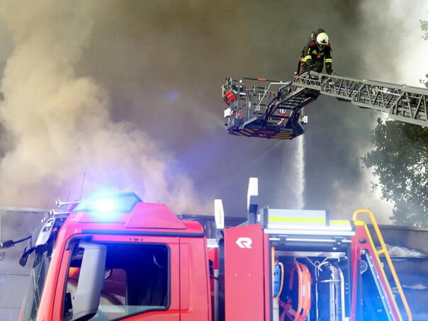 U požaru u Šibeniku osoba smrtno stradala