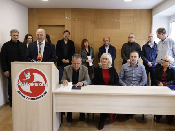 Sindikat će Vladi FBiH uputiti dva nacrta zakona radi poboljšanja položaja zaposlenih u pravosuđu