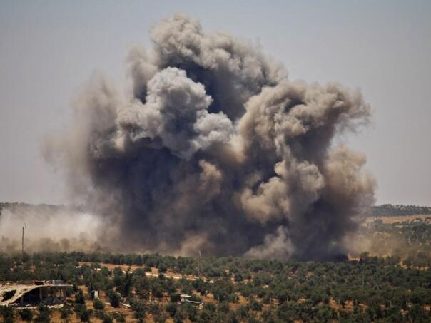 Sirijski pobunjenici zauzeli četvrti grad