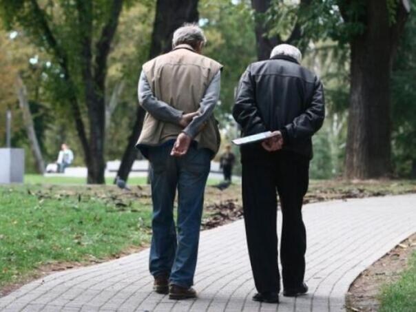 Skoro 10.000 penzionera u RS od 1. maja ostaje bez osiguranja