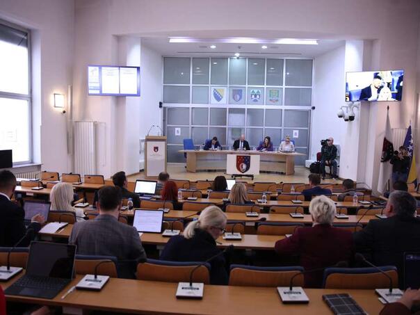 Skupština KS sutra o oslobađanju troškova školarine studenata prema postignutim rezultatima