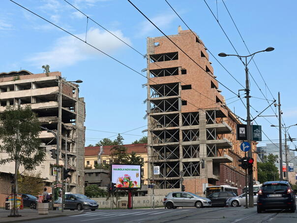 Skupština Srbije raspravlja o "lex specialisu" za zgradu Generalštaba