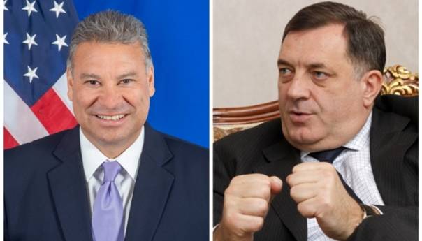 Slijedi sudar dva koncepta u BiH: Prvi predvodi SAD, drugi radi za Moskvu