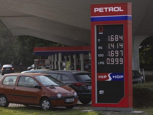 Slovenija ograničila sipanje goriva na 50 litara dnevno po osobi