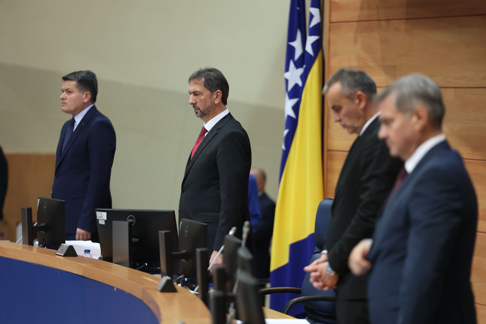 Smjena Čavare i imenovanje glavnog pregovarača ipak na narednoj sjednici