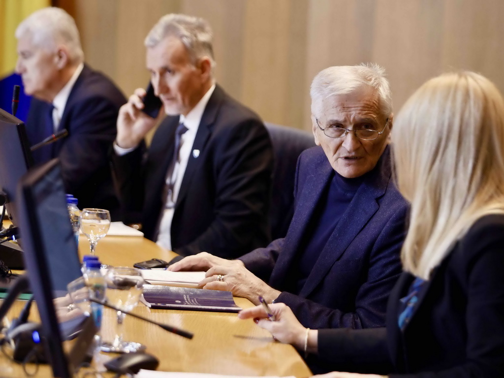 Smjene kadrova SNSD-a na Domu naroda: Pale su sankcije, hoće li i blokade?