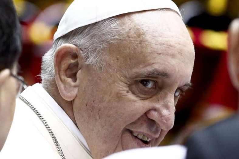 Smrt pape Franje obilježila 2025. među poznatim, ko nas je još napustio?