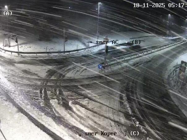 Snijeg prekrio Sloveniju, upozorenje za vozače