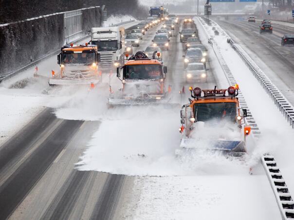 Snijeg uzrokovao probleme u saobraćaju u Njemačkoj