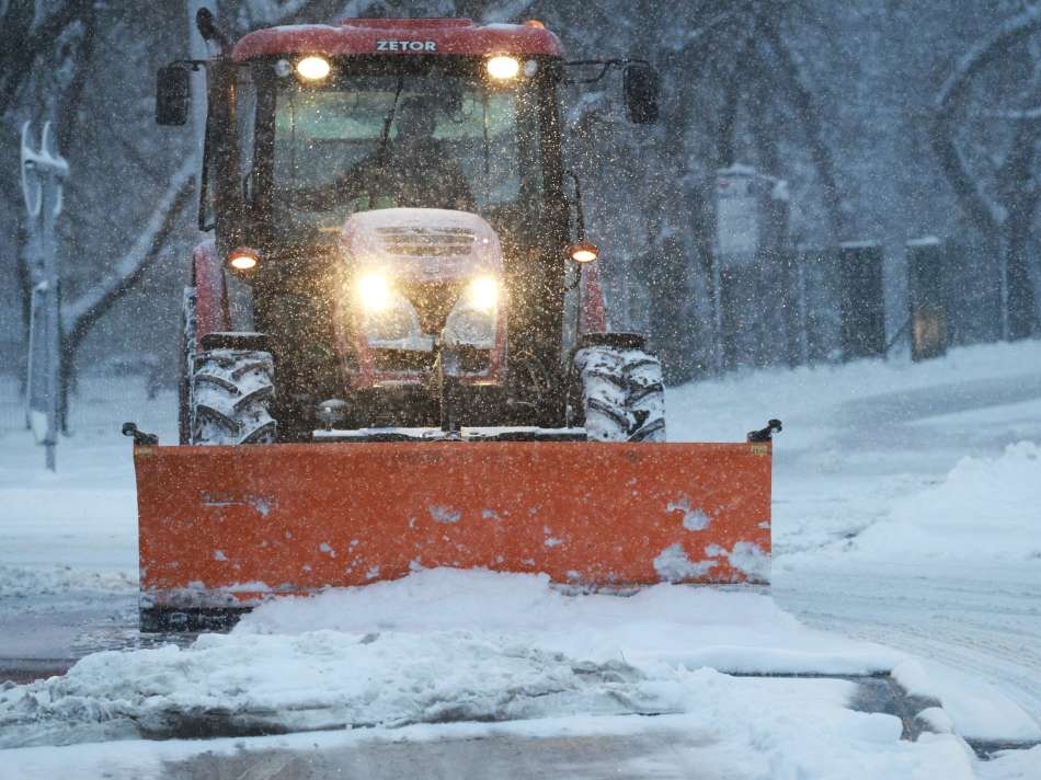 Snježne padavine uzrokovale velike probleme u Varaždinu