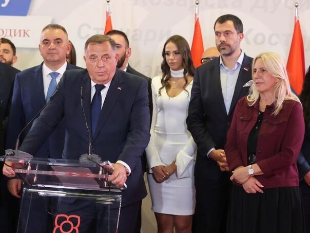 SNSD i na skenerima "pomarisao" opoziciju