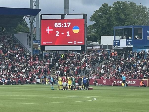 Tokom meča Danske i Ukrajine: Eriksen se opet srušio na terenu