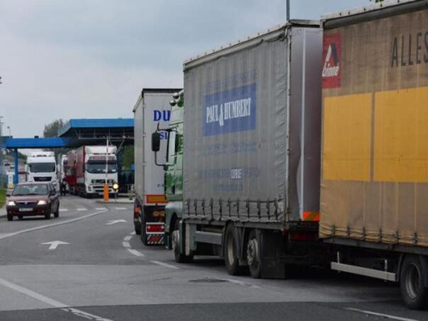 Šokantni podaci iz FBiH: Trgovinski deficit skočio na skoro milijardu KM