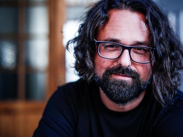 Spaljena lutka s likom Andreja Nikolaidisa, uslijedile žestoke reakcije