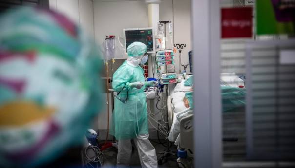 Španija ponovo počela otvarati terenske bolnice iz predostrožnosti
