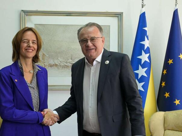 Španija želi više ulagati u BiH: Nikšić podržao novu inicijativu