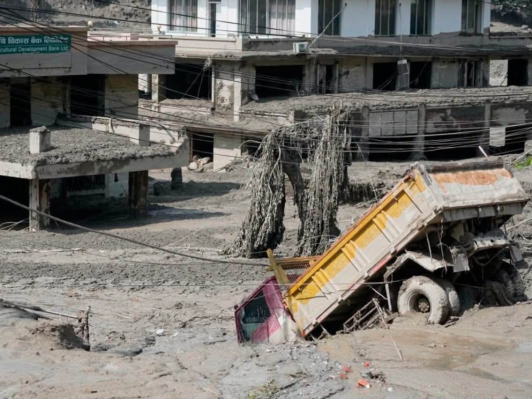 Spasioci u Nepalu i dalje traže preživjele dvije sedmice nakon katastrofe
