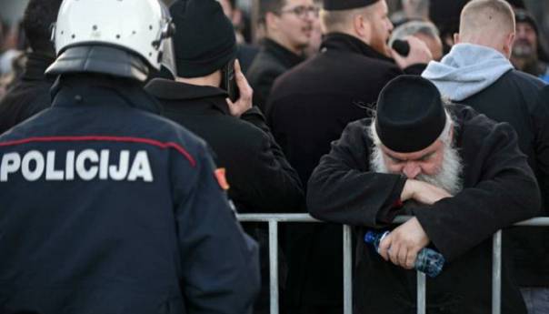 SPC u vremenu Miloševića, a Crna Gora u NATO-u