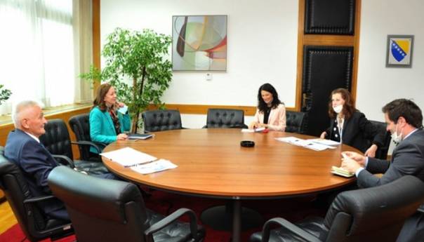 Špirić i McDonald o izazovima s kojima se savremeni svijet suočava