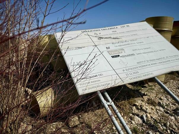 Spomenik kriminalu: Sarajevska obilaznica zarasla u šiblju