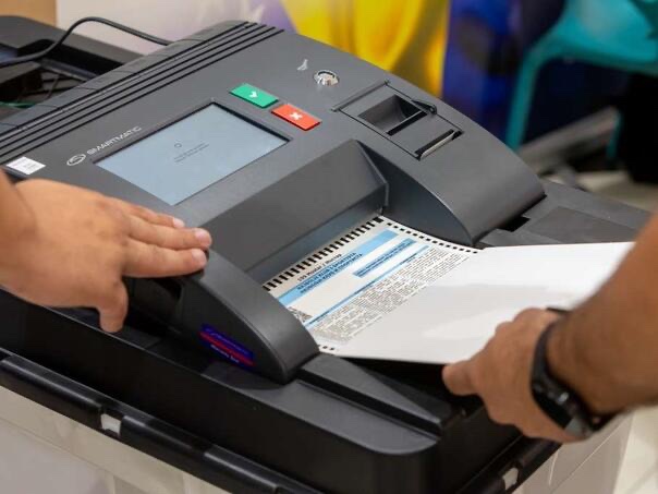 Sporni ponuđači i beskrajne žalbe: Ko koči biometriju na izborima