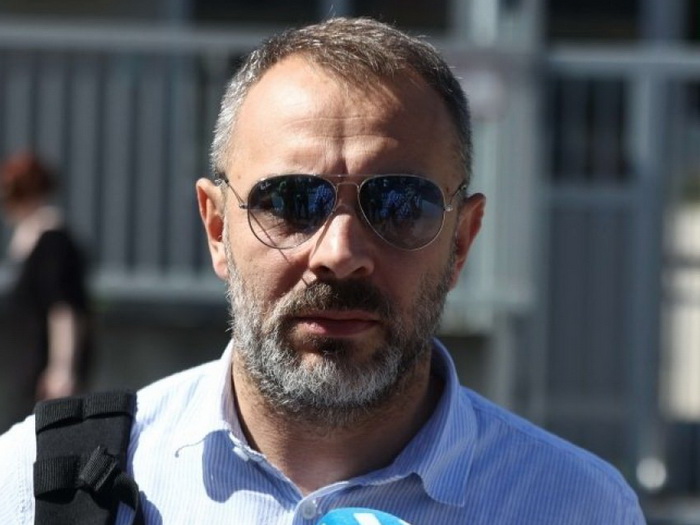 Sramotna šutnja institucija o postupku hrvatskih vlasti prema novinaru Avdiću