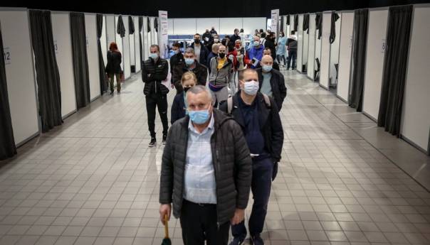 Srbija očekuje jak četvrti val korone, spremaju veliku nagradnu igru za vakcinisane