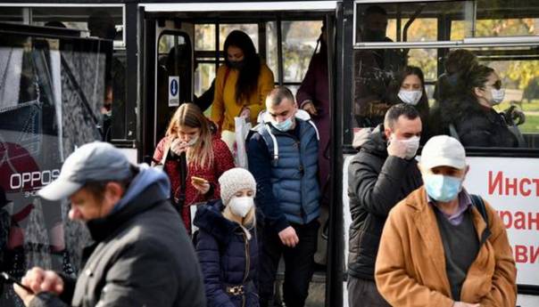 Srbija: Preminulo još 55 osoba, novozaraženih 6.224