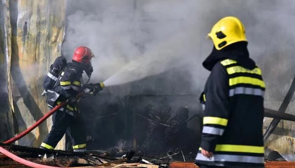Srbija: U požaru kod Obrenovca poginulo dvoje djece