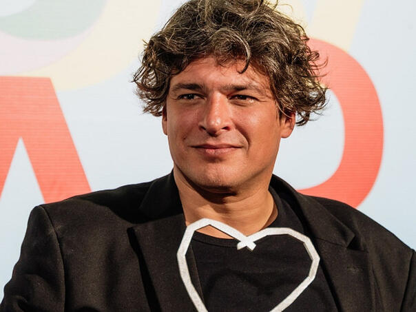 Srbijanski glumac dobio sina sa drugaricom: Ne živimo zajedno, ali...