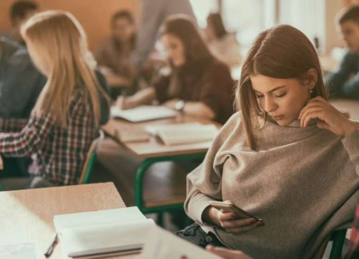 Srednjoškolcima tri sedmice bez telefona donijele više koristi nego raspust