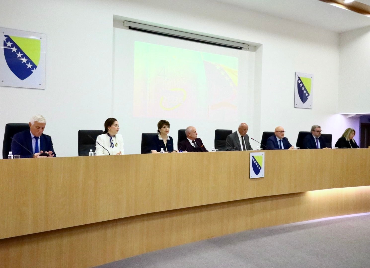 Šta donose Izbori 2026: Kružići, skeneri, rezultati iste noći!