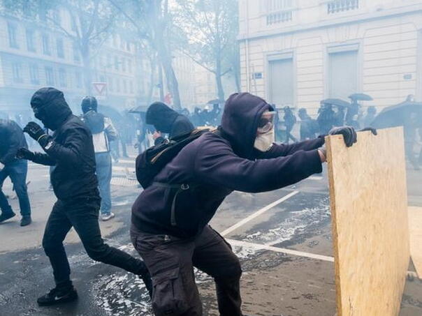 Šta je "Crni blok" koji izaziva haos na ulicama Francuske?